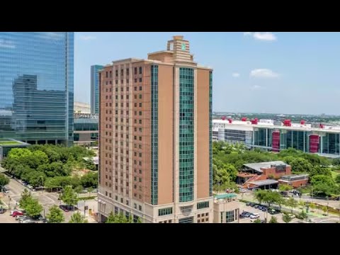 Embassy Suites Houston Downtown – Best Hotels In Houston For Tourists -Video Tour
